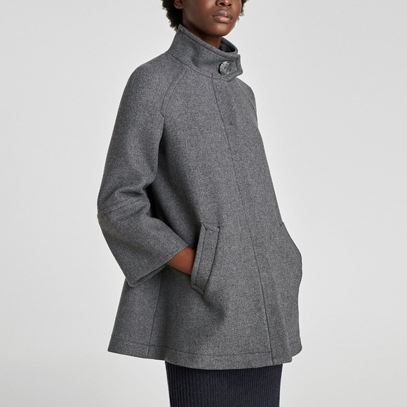 Zara Jackets & Blazers - 🎉HOST PICK🎉Zara Cape Coat